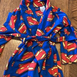 Superman Robe Boys Size 5/6 used like new
